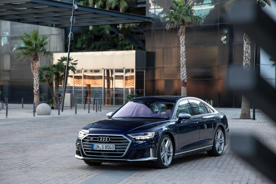  Audi S8 (D5) 2019 года  (WW) (фото 32 из 45)